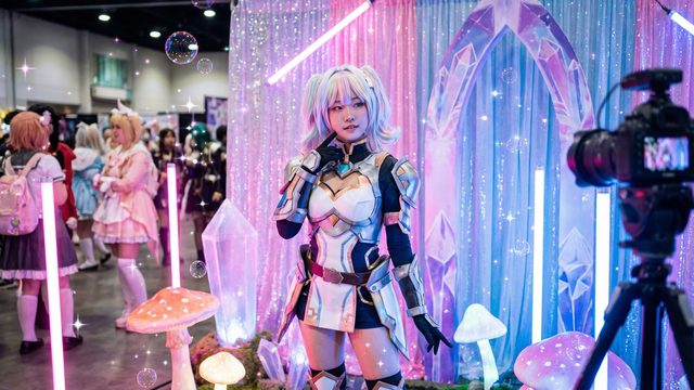 无限臀山动漫cosplay视频